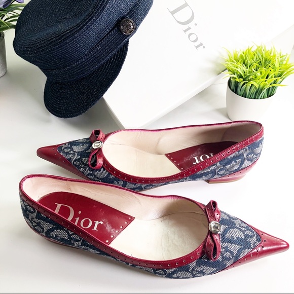 Dior Shoes - Dior Authentic 00’s Trotter Pointed Flats w/ Box